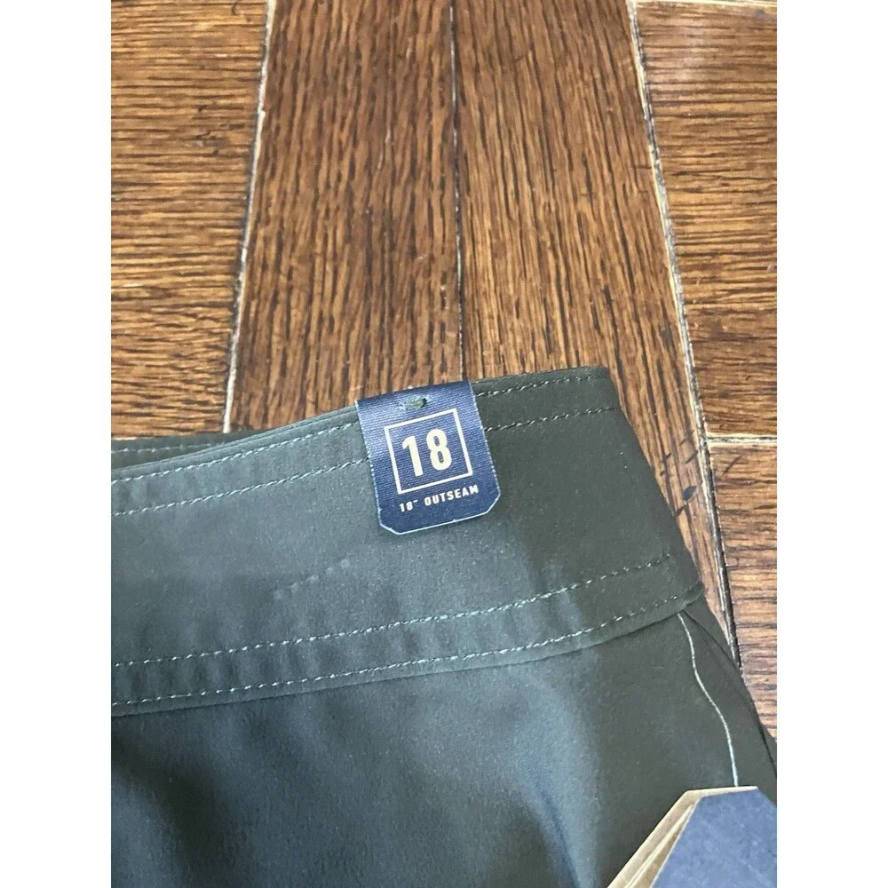 Roark Men's 34 Passage Primo 18 inch Island Time Board Shorts Swim Dark Military